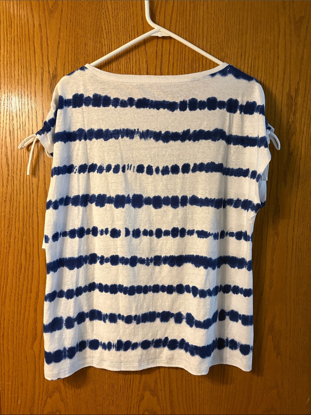 Talbots White and Navy Tie-Dye Stripe Short Sleeve Tee - Picture 2 of 5